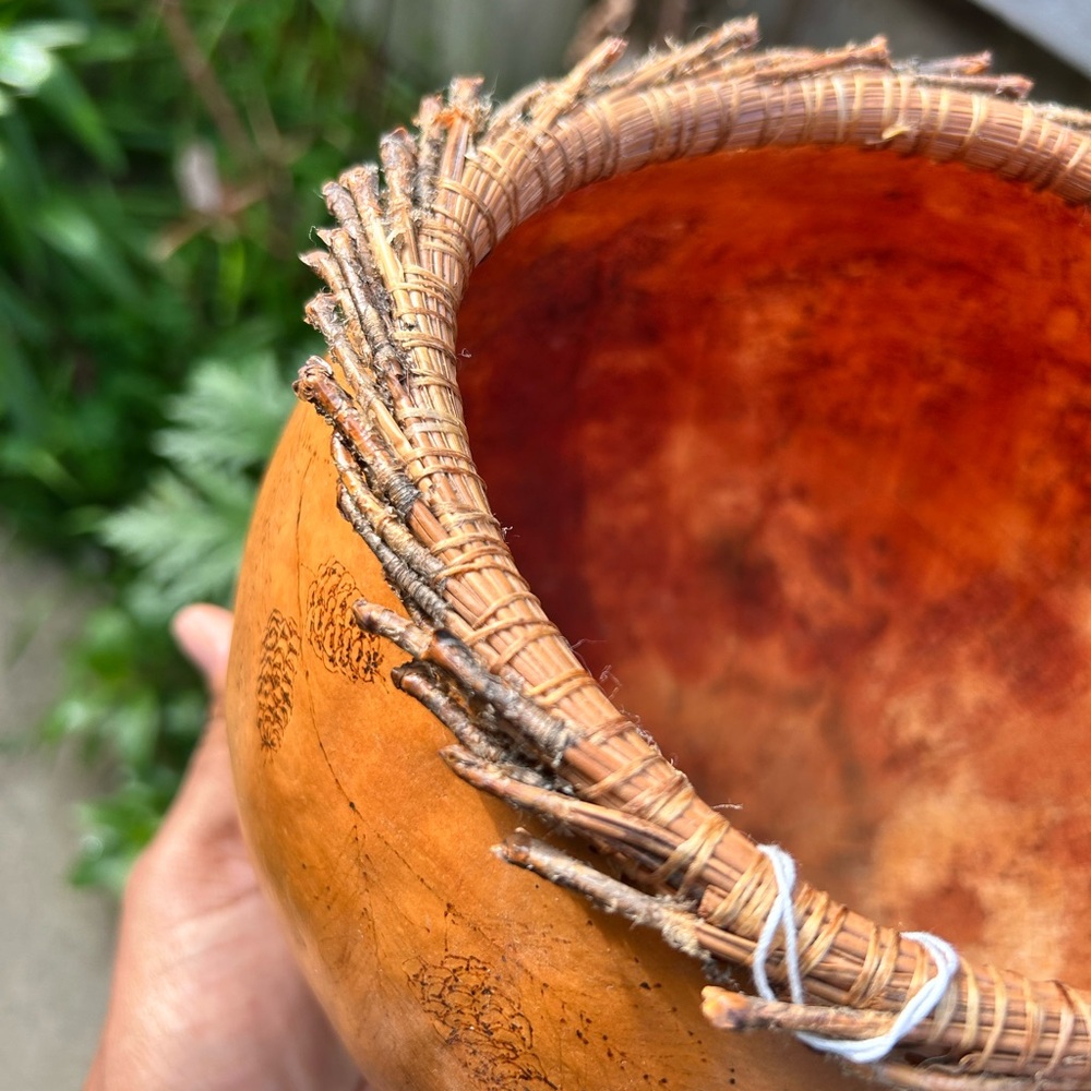 Handcrafted Brown Gourd Vase - Picture 6 of 6